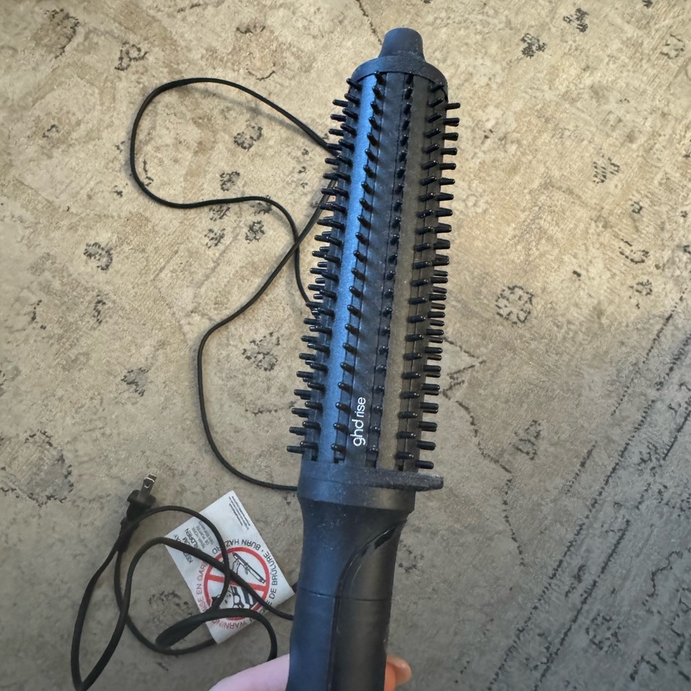 GHD Black Hot Air Brush - Picture 2 of 4